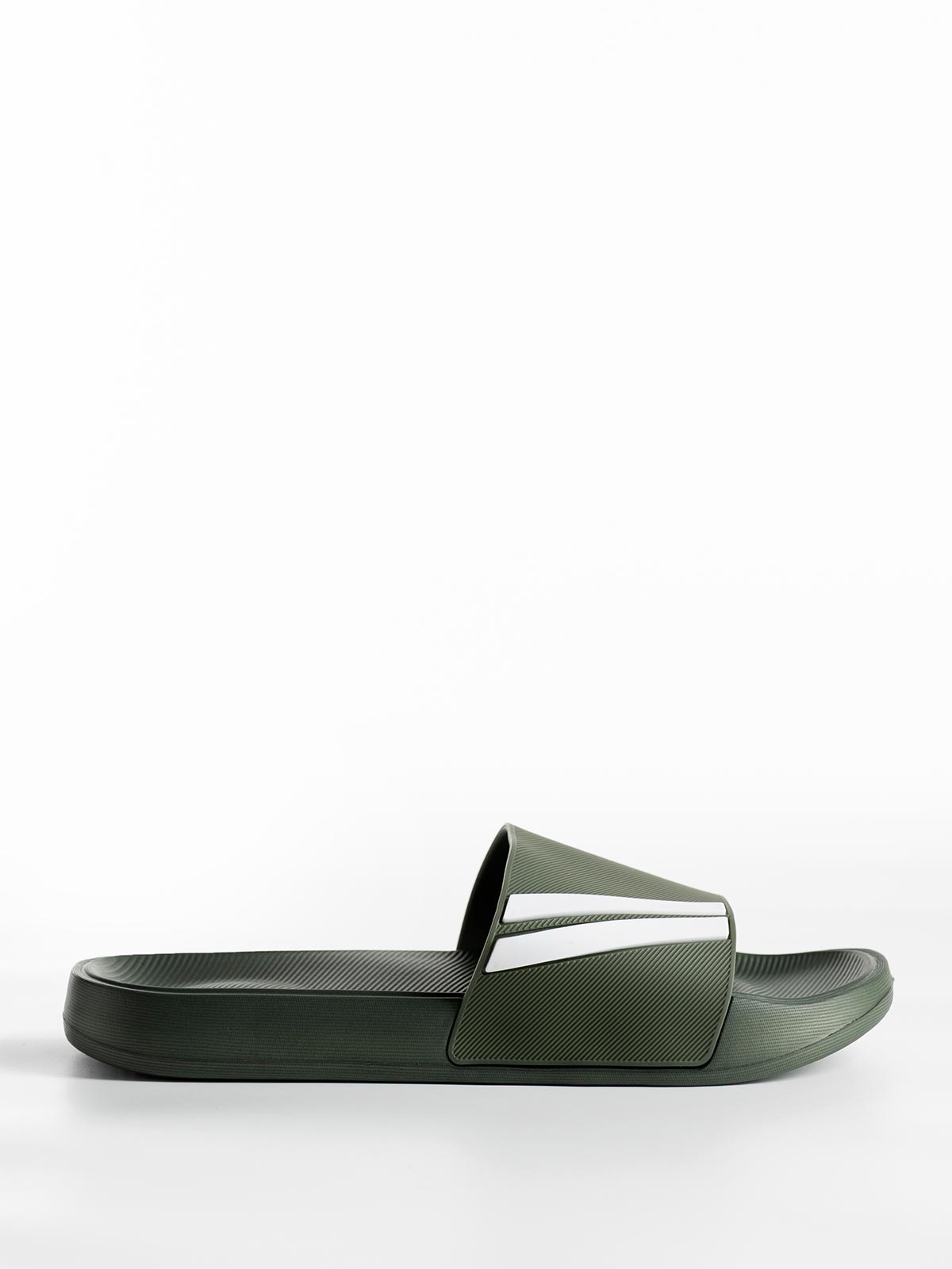 Ανδρικά sliders με φαρδιά φάσα