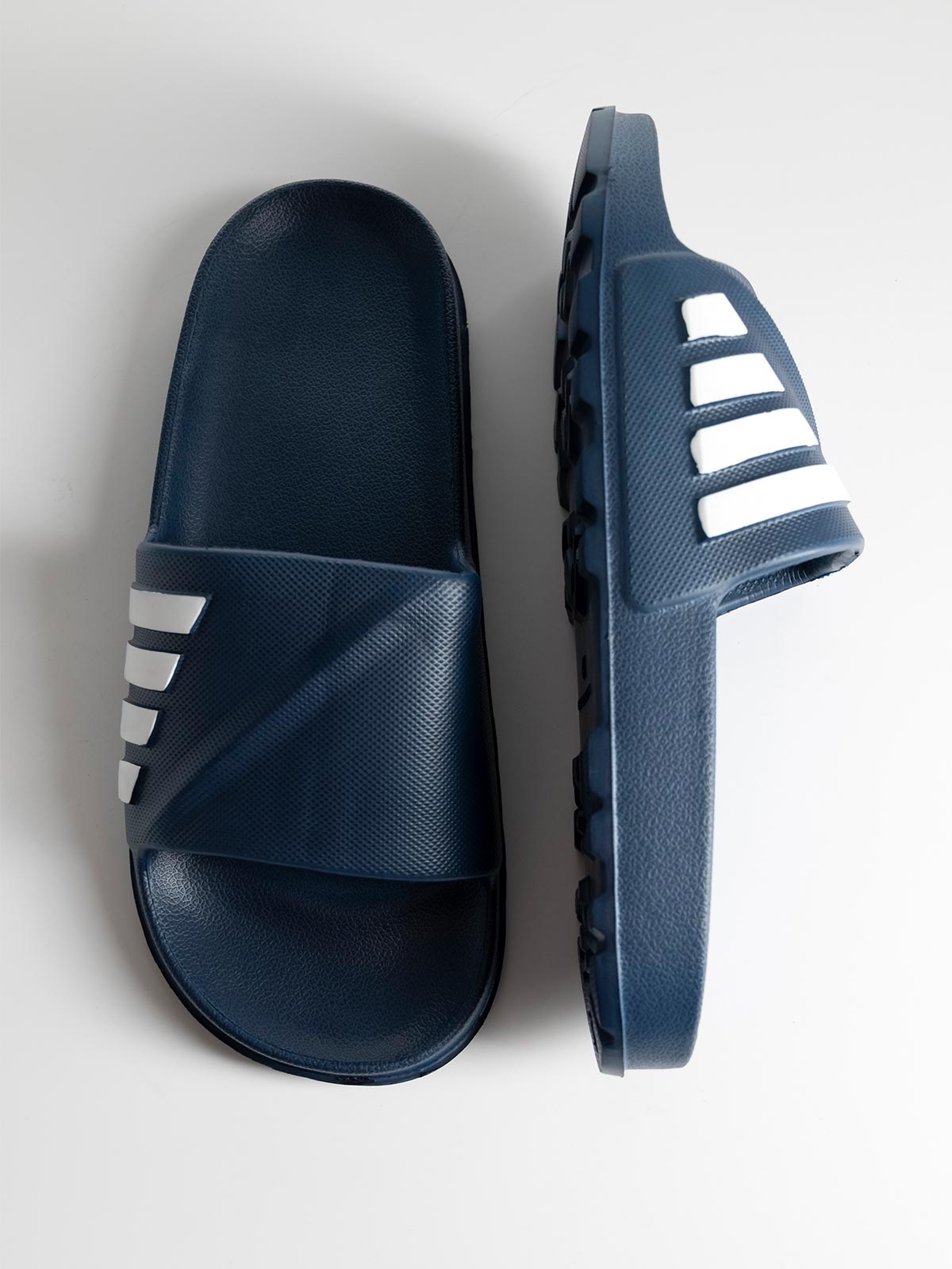 Ανδρικά sliders με φαρδιά φάσα