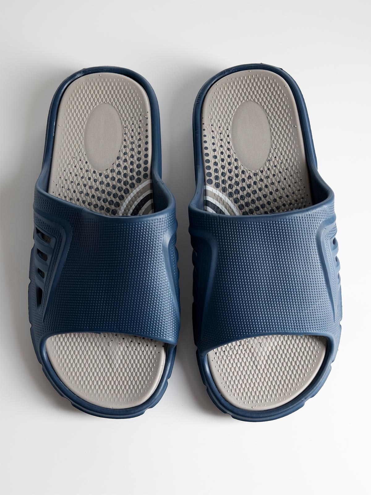 Ανδρικά sliders με φαρδιά φάσα