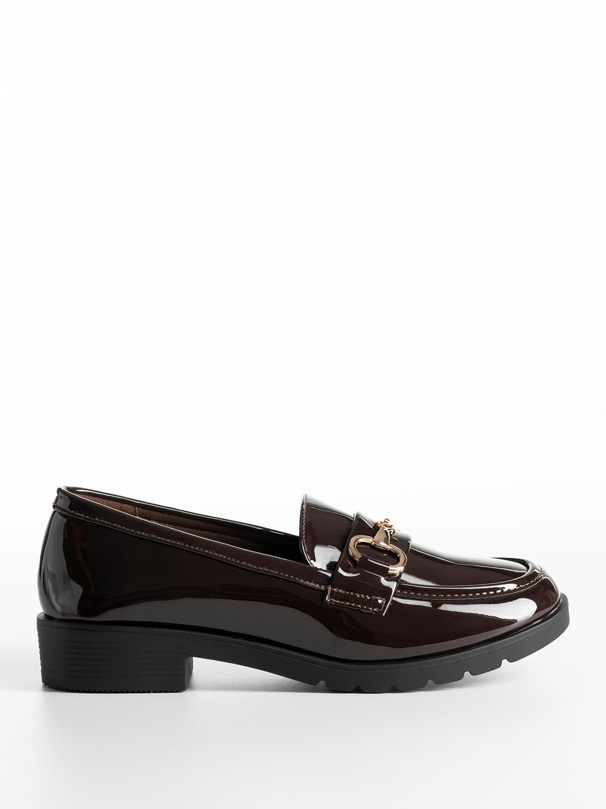 Loafers λουστρίνι με μεταλλική αγκράφα