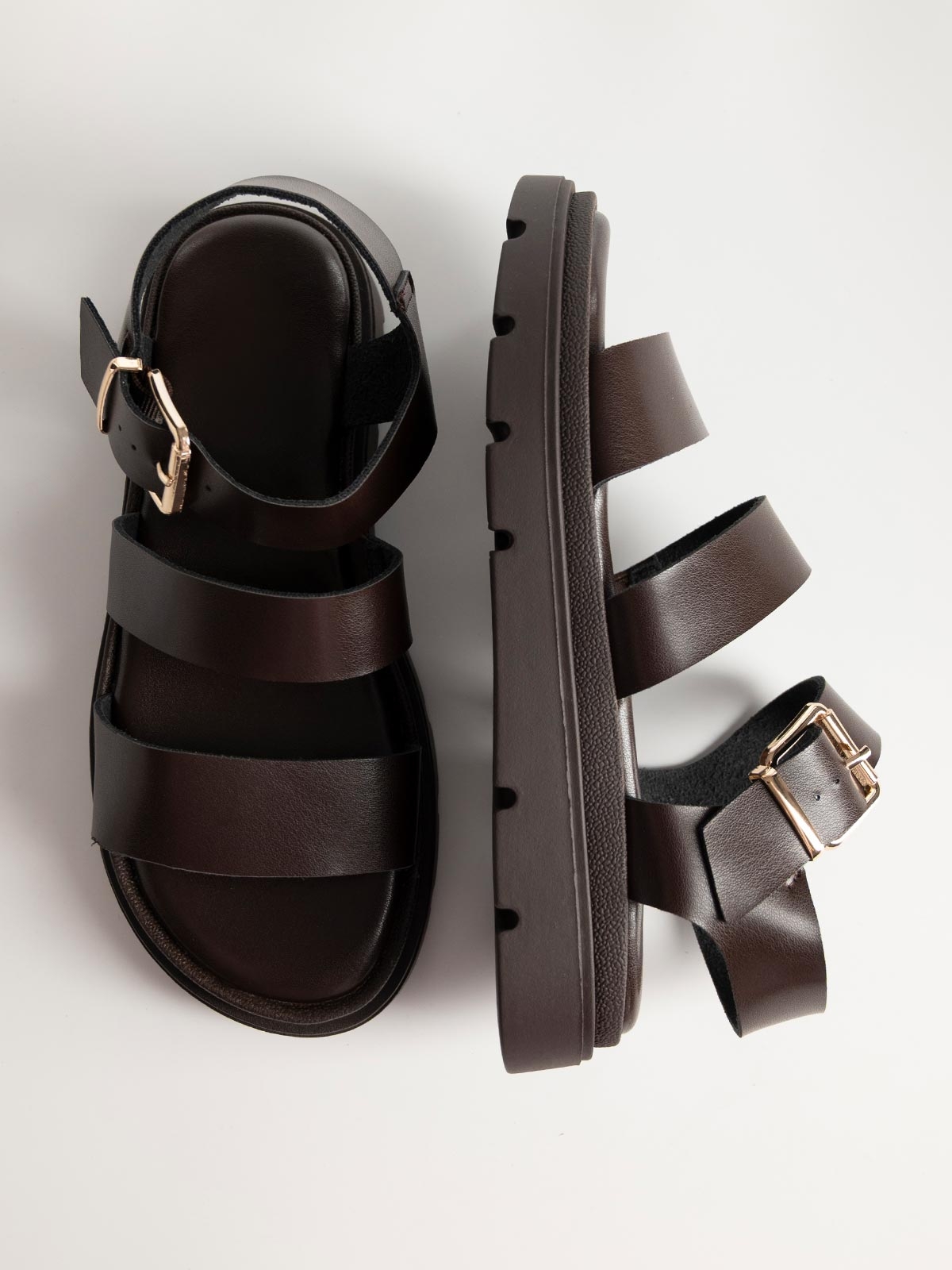 Flatform σανδάλια με λουριά & άνετη σόλα