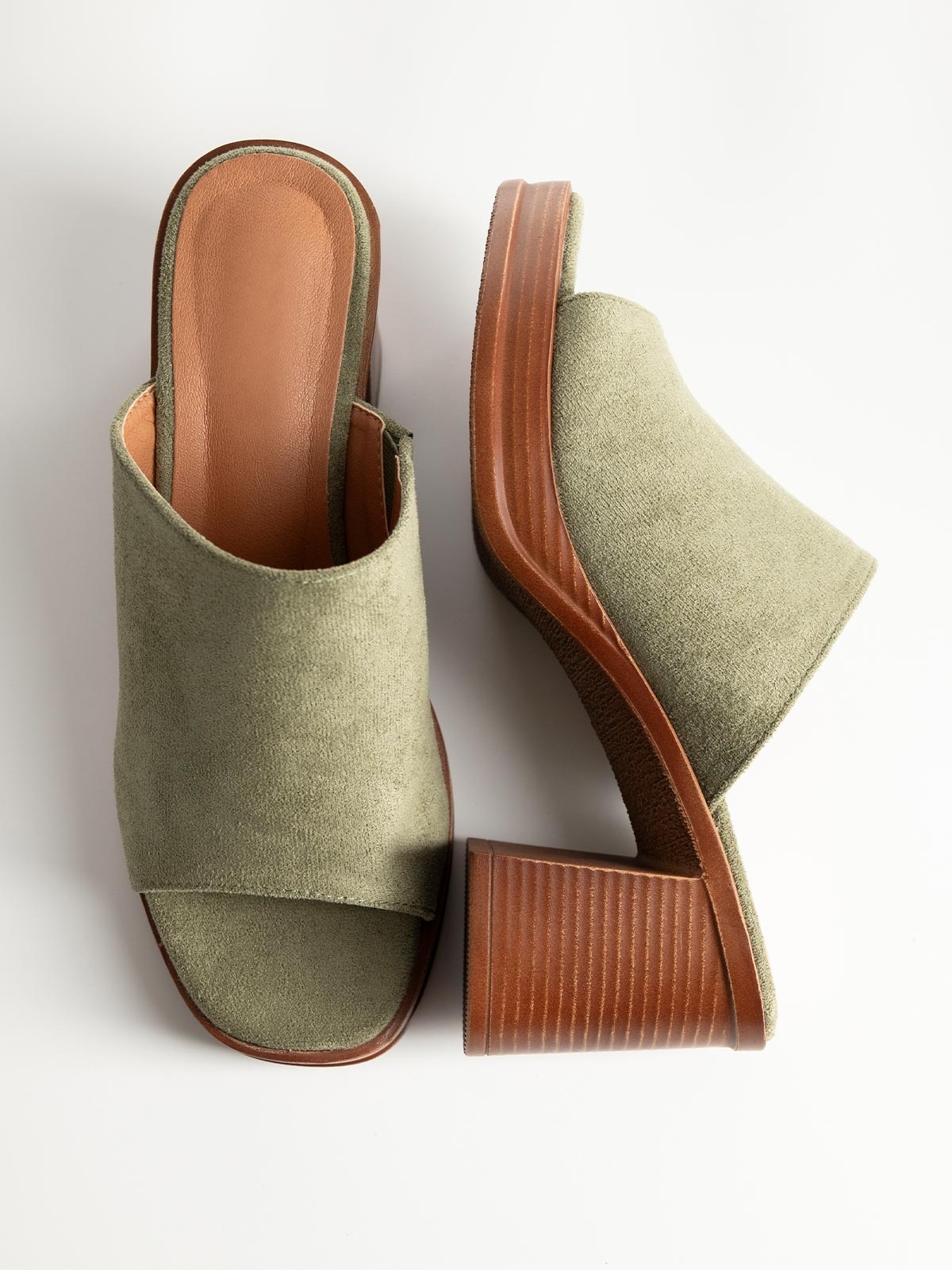 Mules suede με φιάπα & χοντρό τακούνι