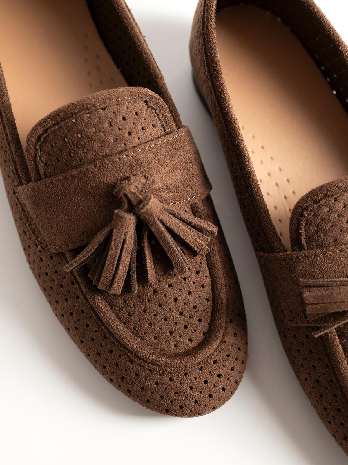 Suede loafers με διάτρητο σχέδιο