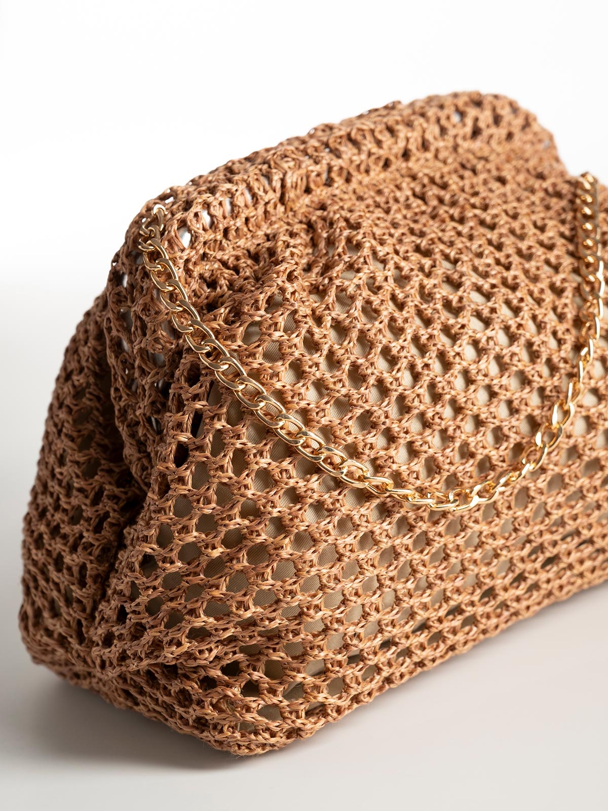 Τσαντάκι clutch με πλεκτό σχέδιο