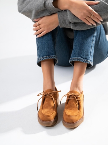 Suede oxfords δίπατα με κορδόνια