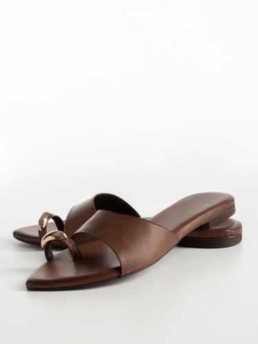 Σανδάλια δερμάτινα με φαρδιά φάσα & toe ring