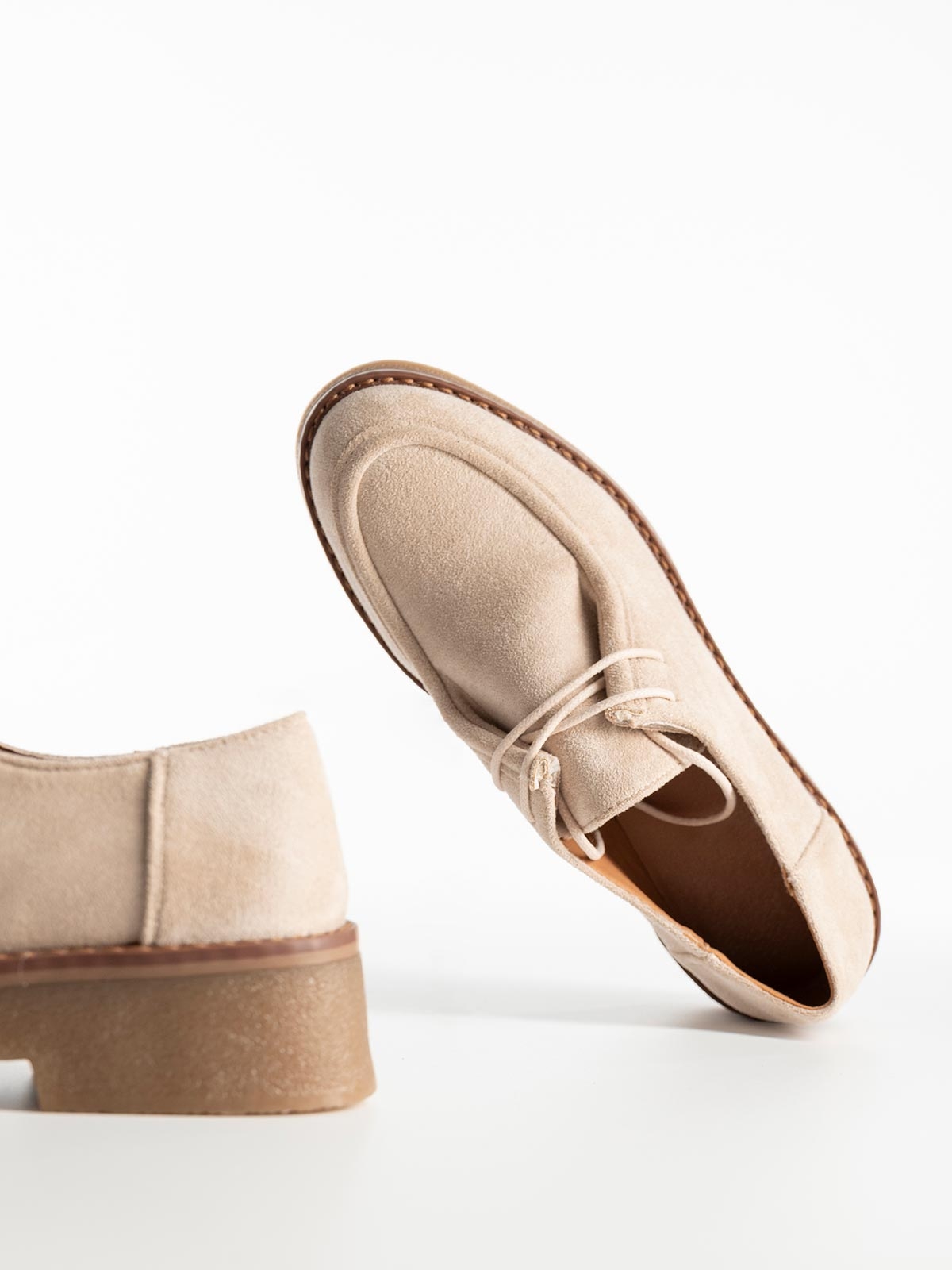 Suede oxfords δίπατα με κορδόνια