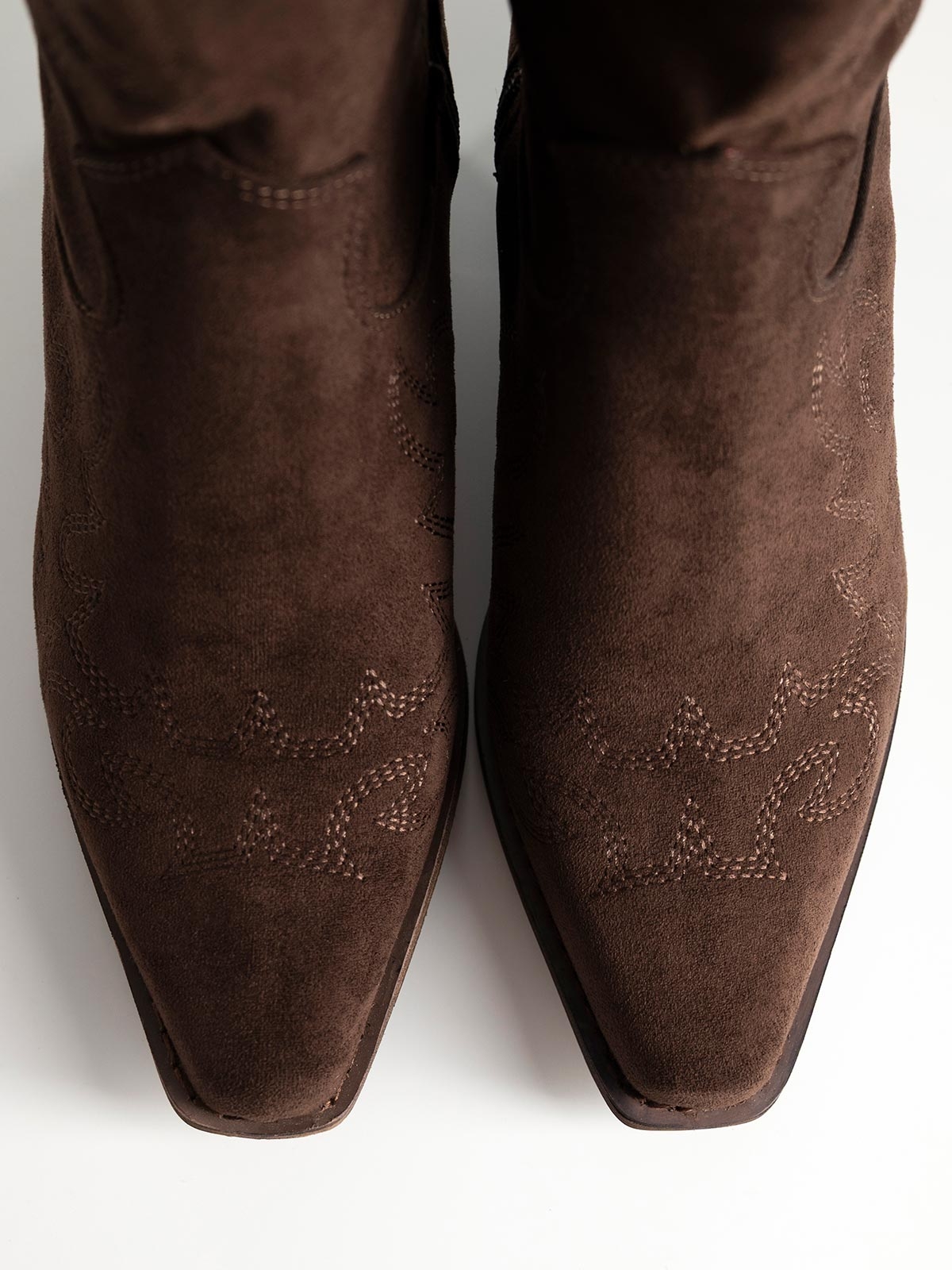Cowboy μποτάκια suede με ραφές
