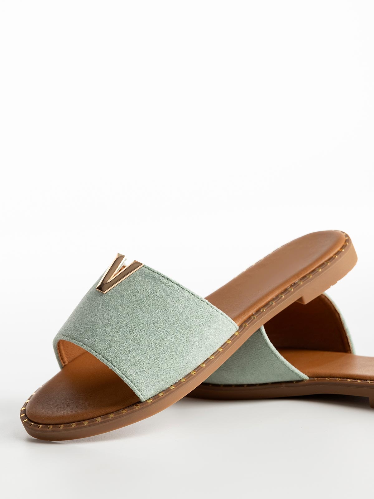 Flat σανδάλια με suede φάσα