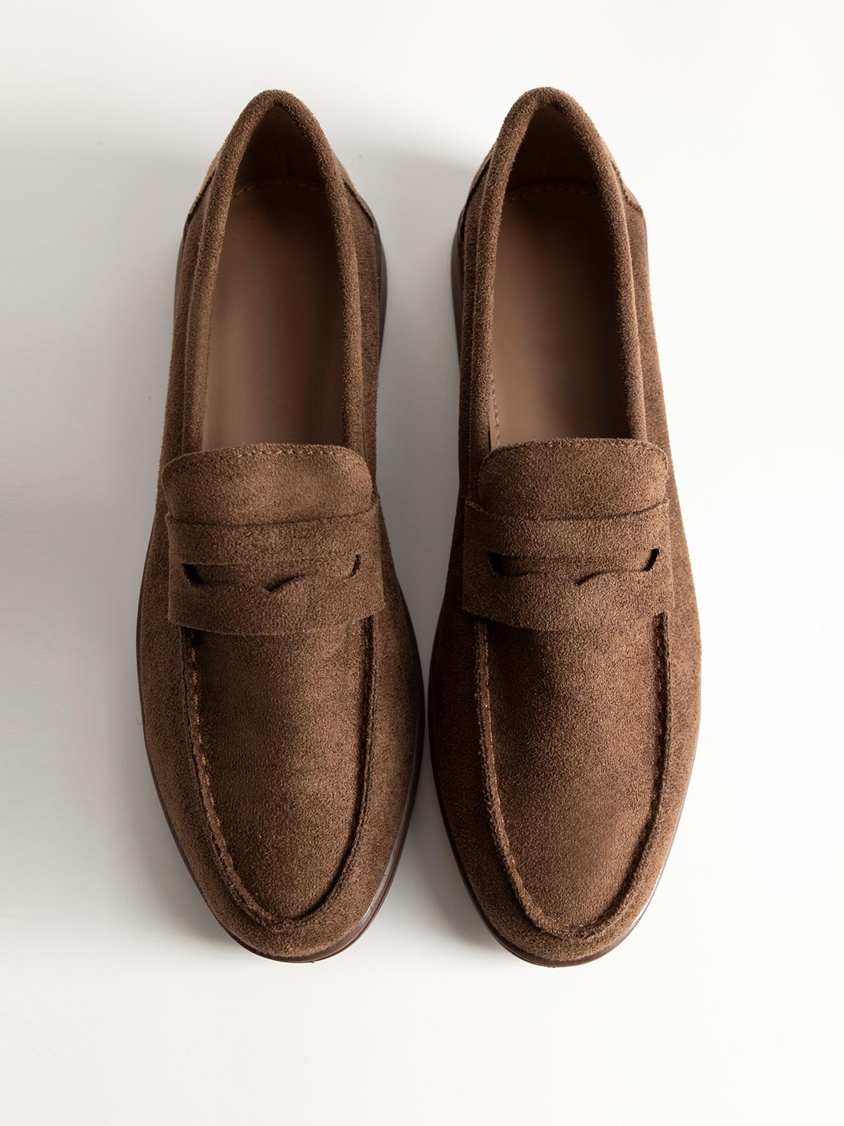 Σουέτ loafers με στρογγυλή μύτη