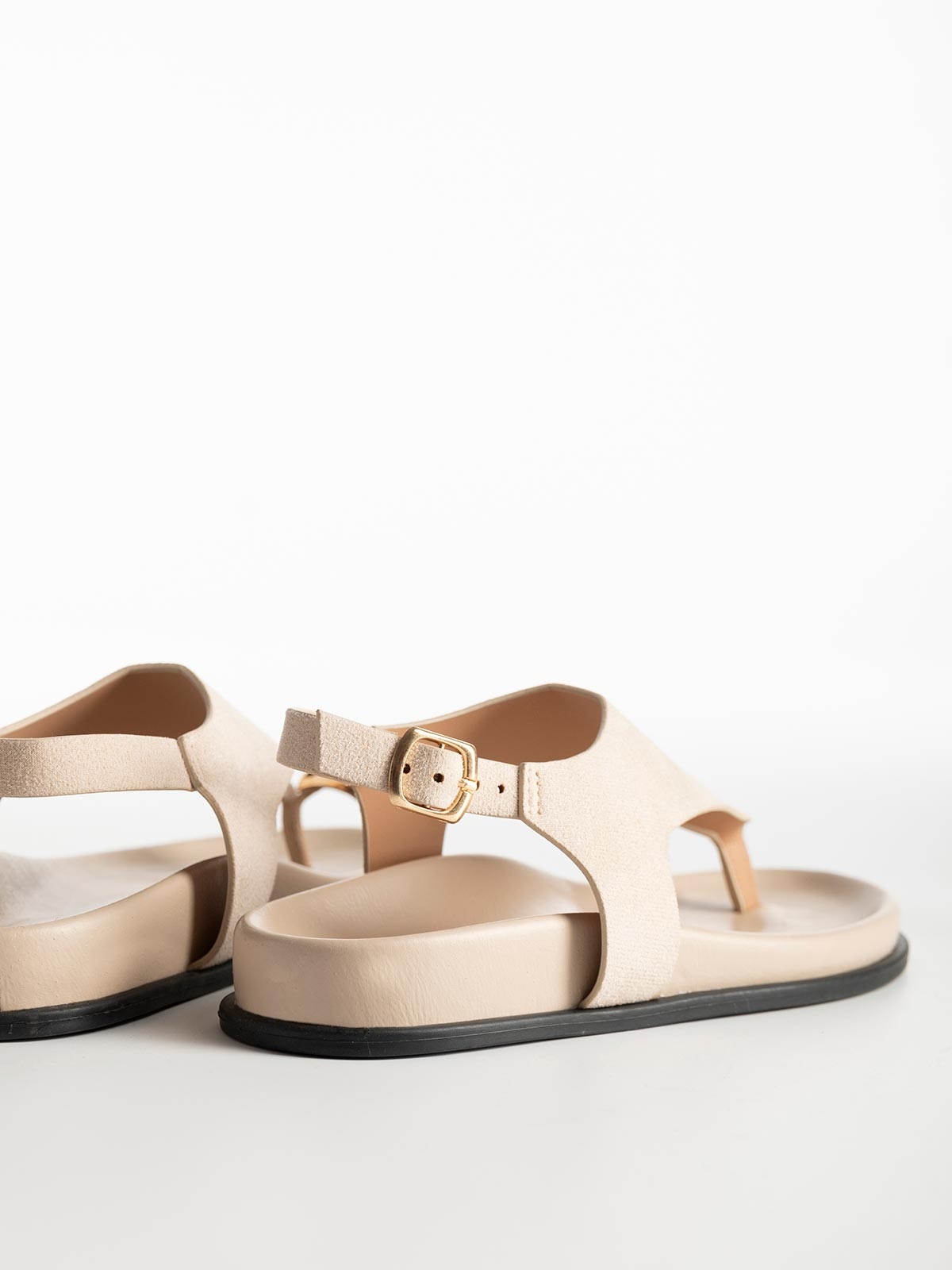 Σανδάλια σουέτ με δίχαλο & toe ring