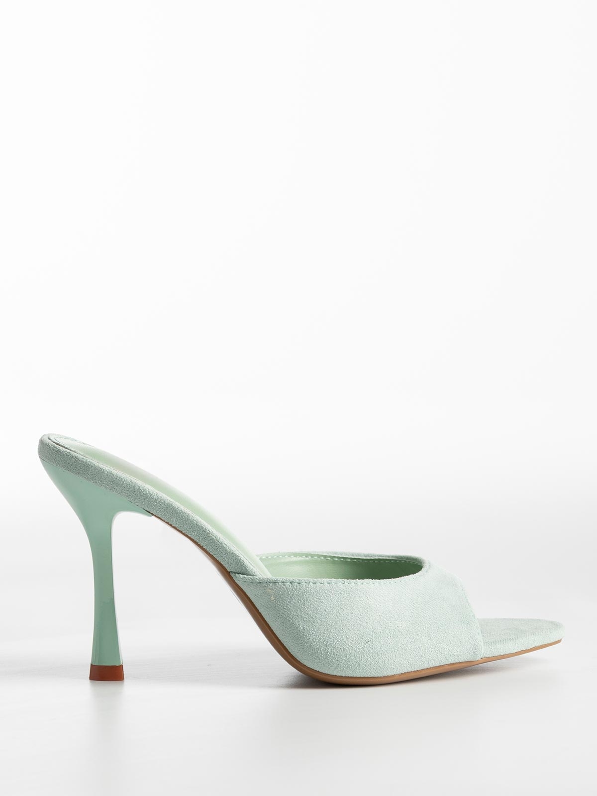 Mules suede με λεπτό τακούνι