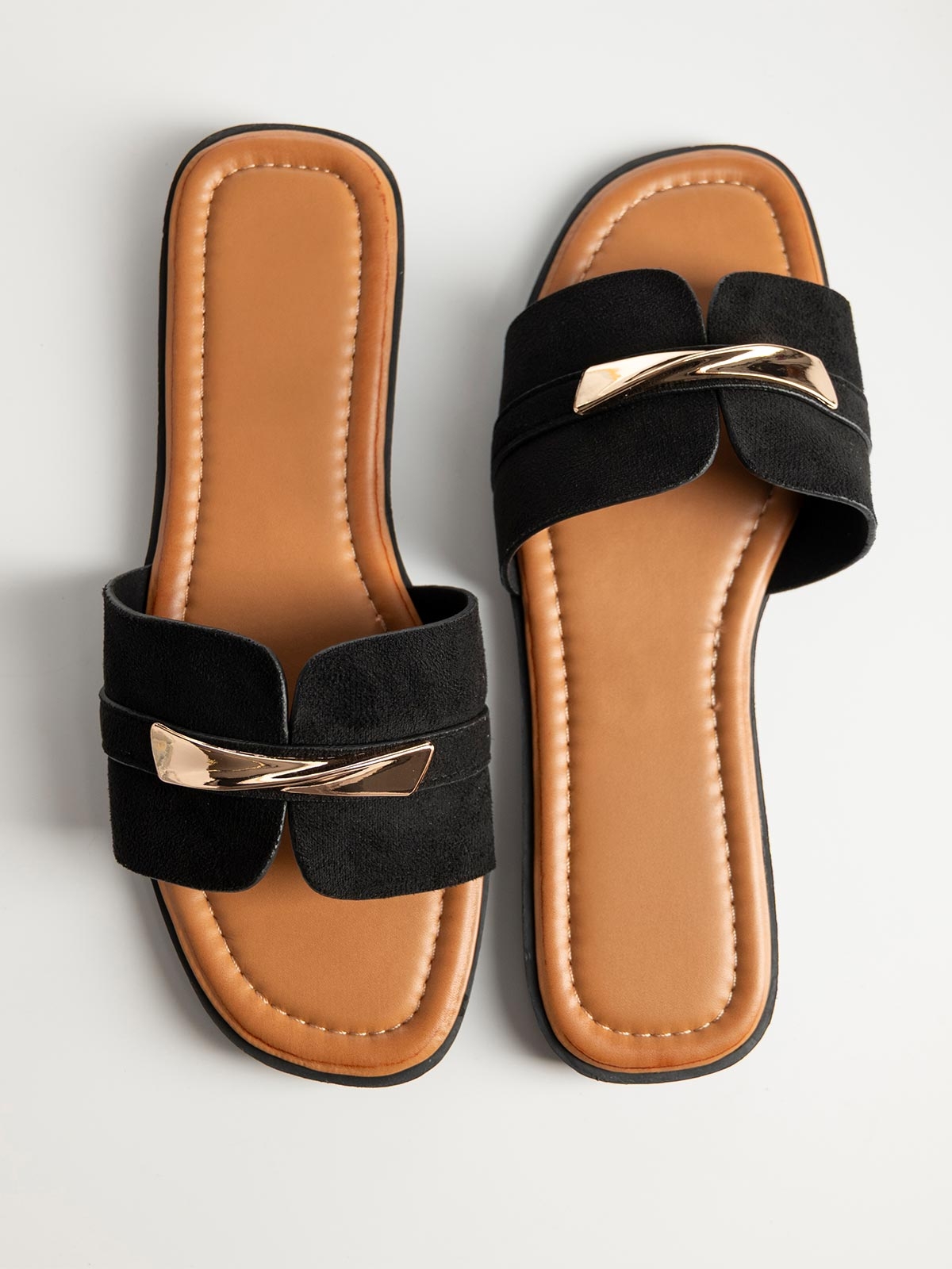 Flat σανδάλια suede με φάσα