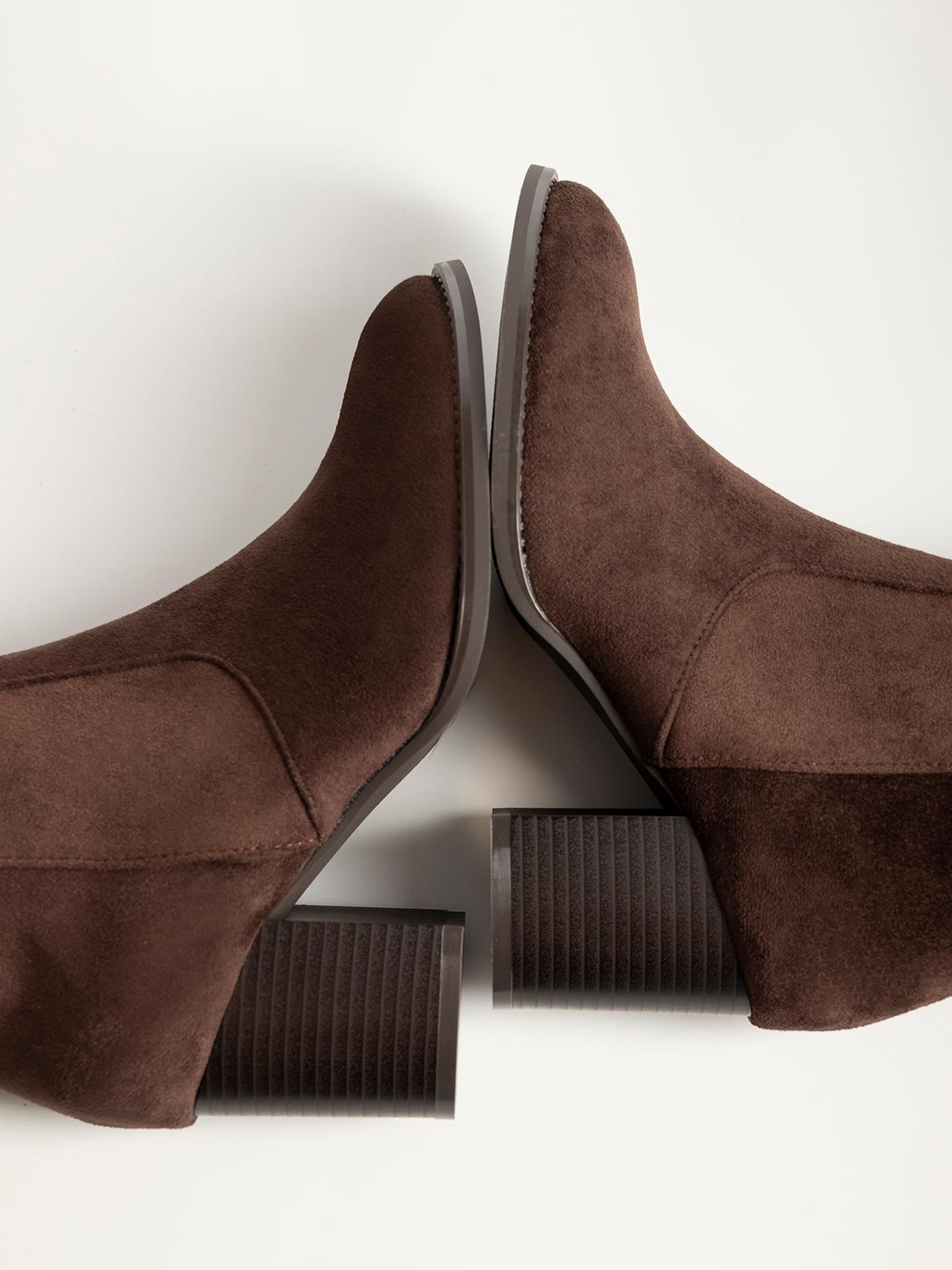Μπότες suede με χοντρό τακούνι