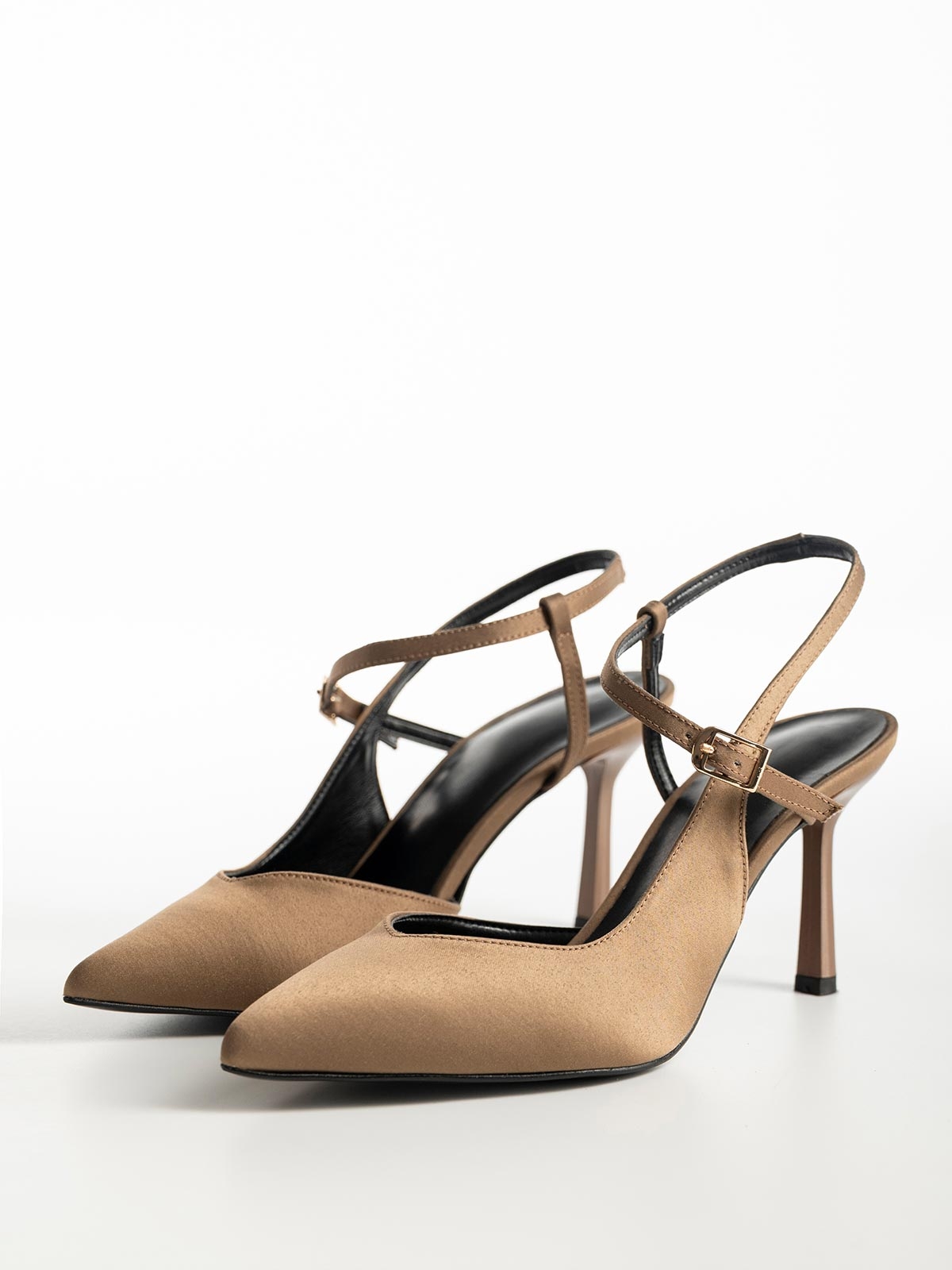 Γόβες slingback σατέν μυτερές με χιαστί λουράκια