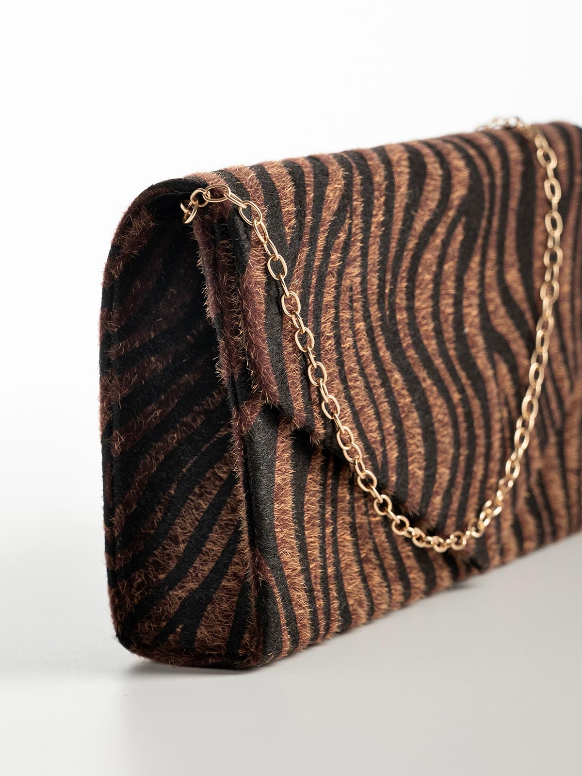 Γυναικείο τσαντάκι φάκελος με animal print