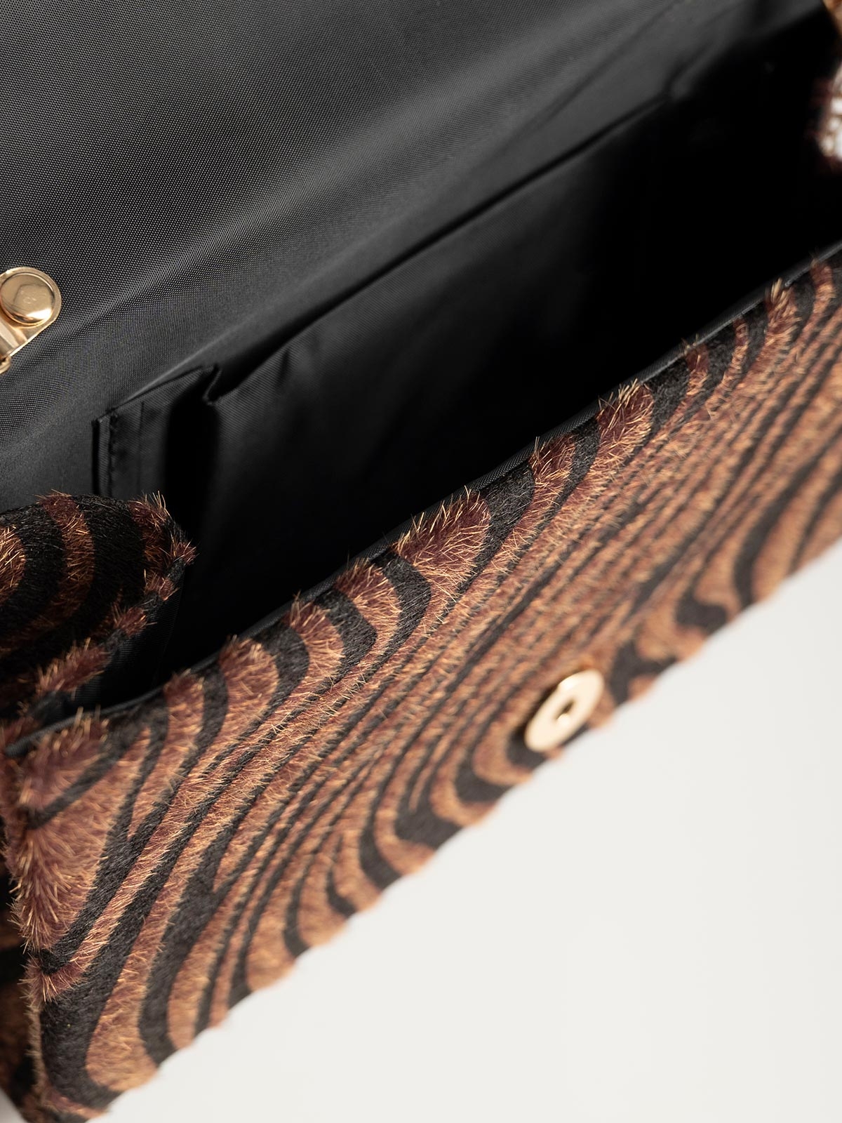 Γυναικείο τσαντάκι φάκελος με animal print