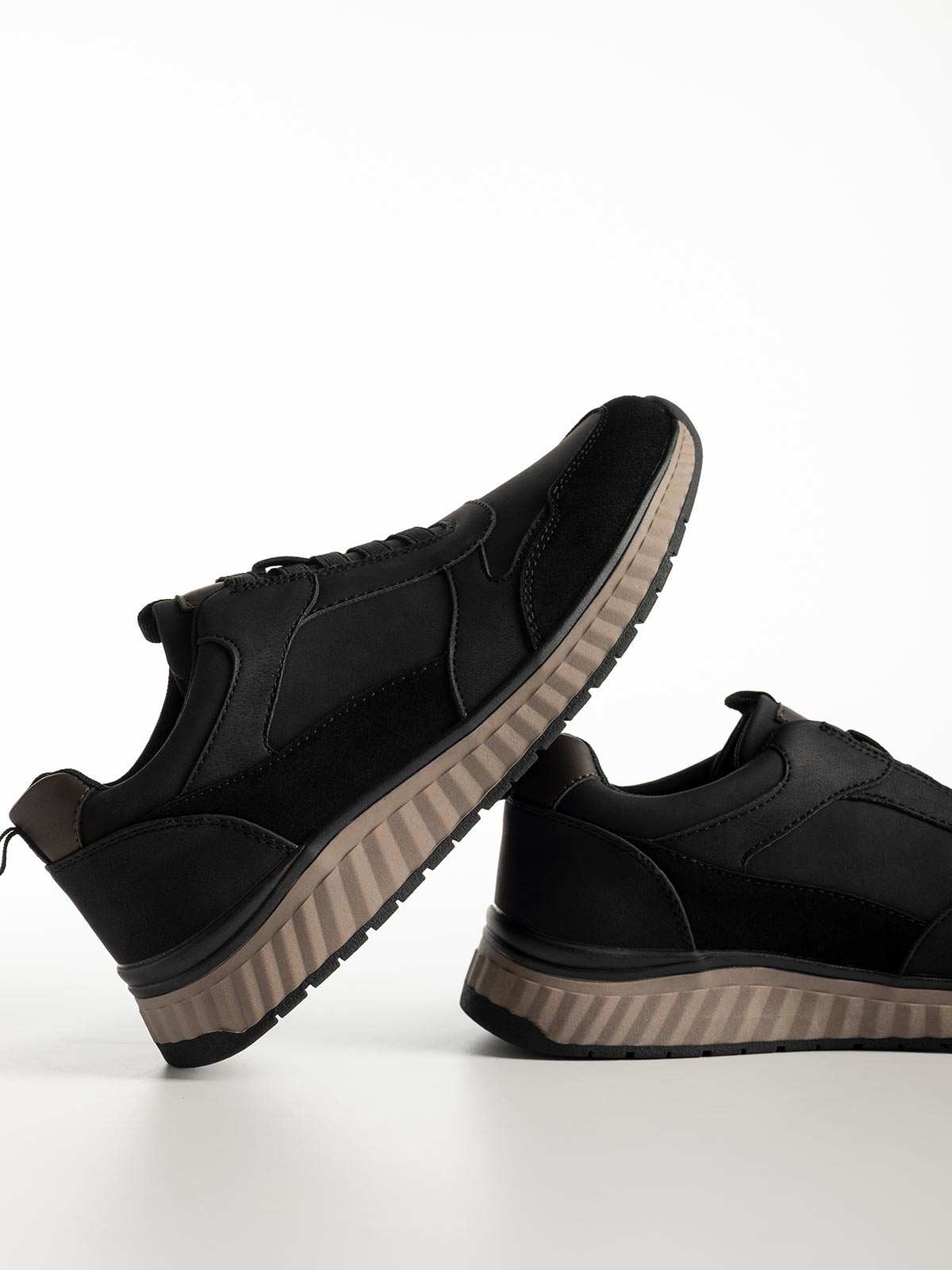 Ανδρικά sneakers με συνδυασμό υφών