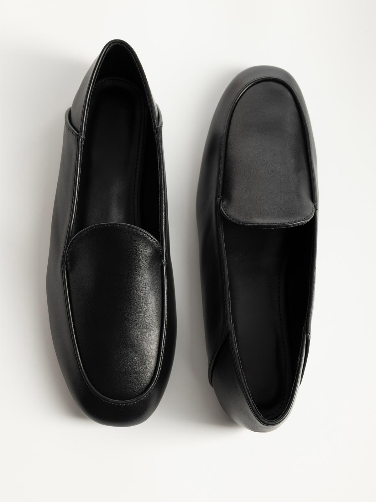 Loafers με φάσα & στρογγυλεμένη μύτη
