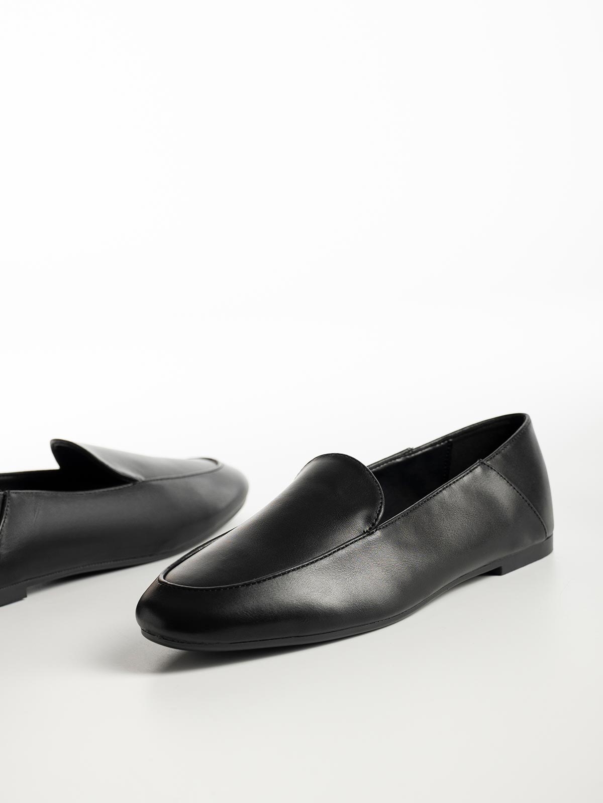 Loafers με φάσα & στρογγυλεμένη μύτη