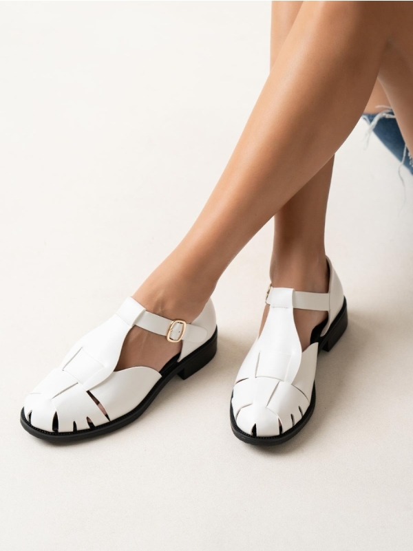 Product Image Σανδάλια με πλεκτές φάσες & μπαρέτα