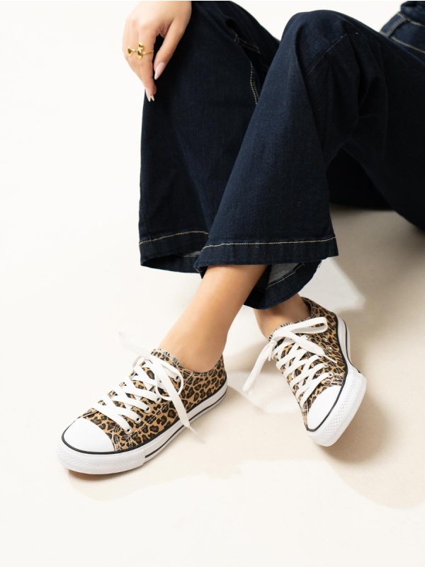 Product Image Basic sneakers υφασμάτινα με κορδόνια