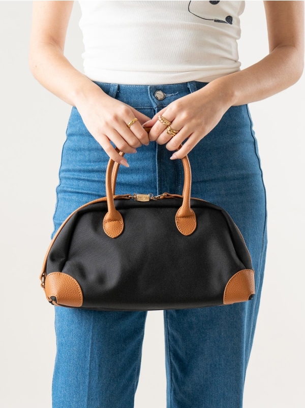 Product Image Τσάντα χειρός με αφαιρούμενο λουράκι