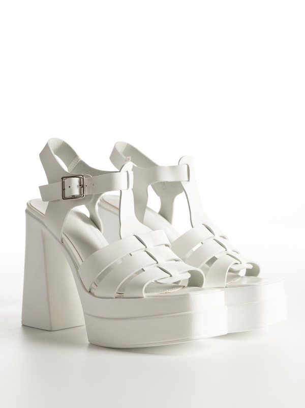 Product Image Γυναικεία πέδιλα με φιάπα & χοντρό τακούνι