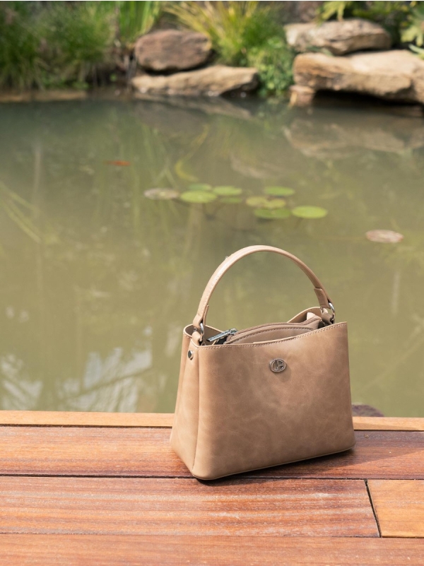 Product Image Τσαντάκι χειρός με αποσπώμενο λουράκι