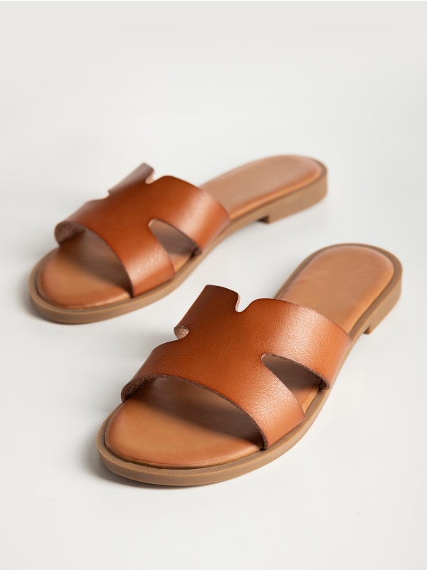 Product Image Flat σανδάλια με μαλακή σόλα