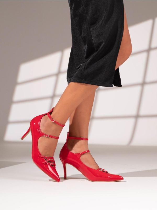 Product Image Γόβες μυτερές λουστρίνι με λουράκια & μπαρέτες