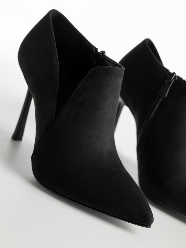 Product Image Μποτάκια αστραγάλου BOZIKIS μυτερά με λεπτό τακούνι