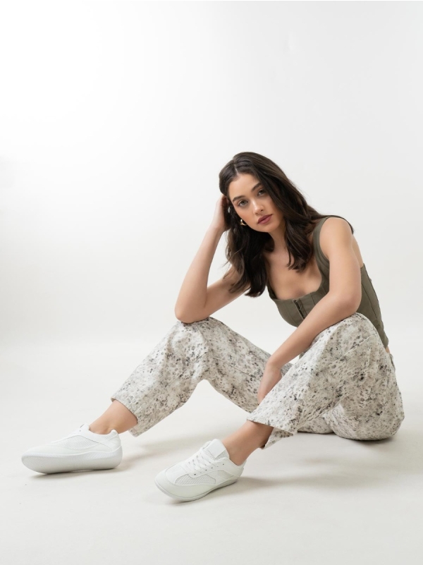 Product Image Basic sneakers