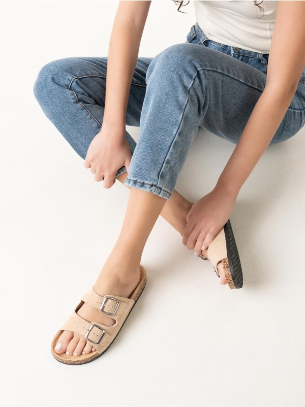 Product Image Γυναικεία σανδάλια suede με ρυθμιζόμενες φάσες