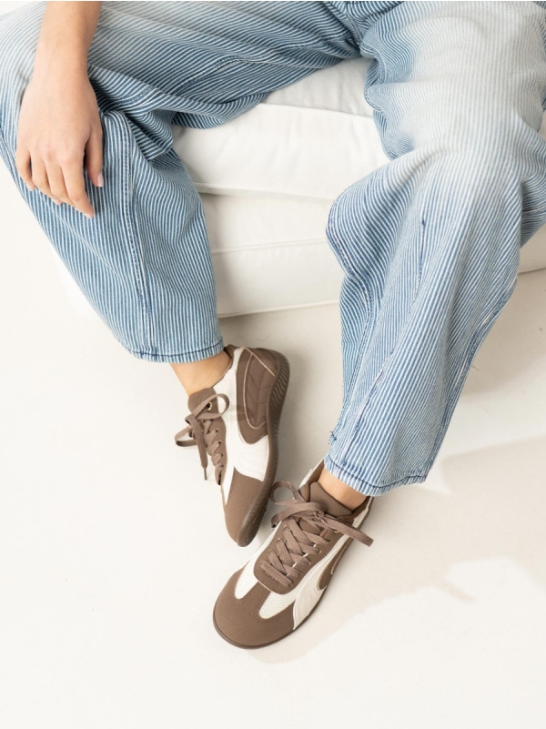 Product Image Basic sneakers με συνδυασμό υλικών & κορδόνια