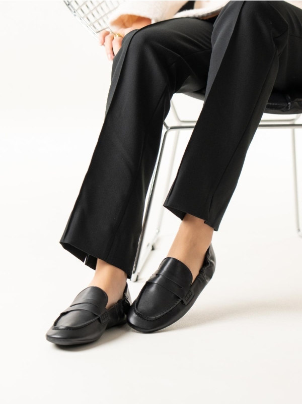Product Image Loafers με ελαστική λεπτομέρεια & διακοσμητική φάσα
