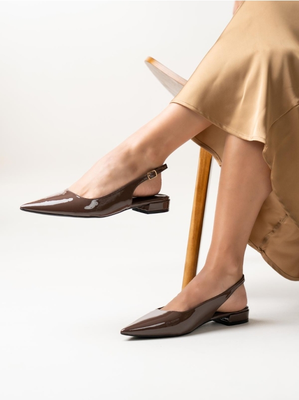 Product Image Μυτερές λουστρίνι μπαλαρίνες openheel
