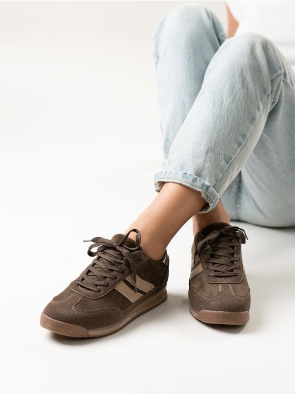 Product Image Basic suede sneakers