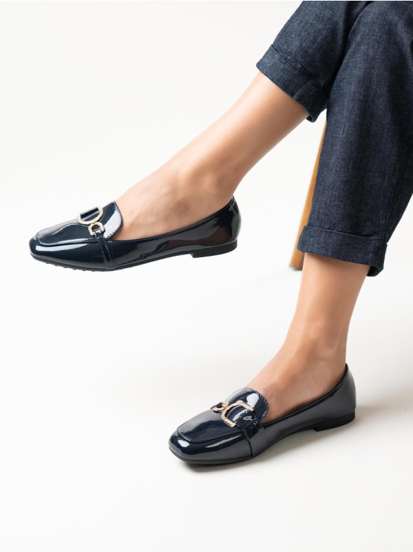 Product Image Λουστρίνι loafers με strass διακοσμητικό