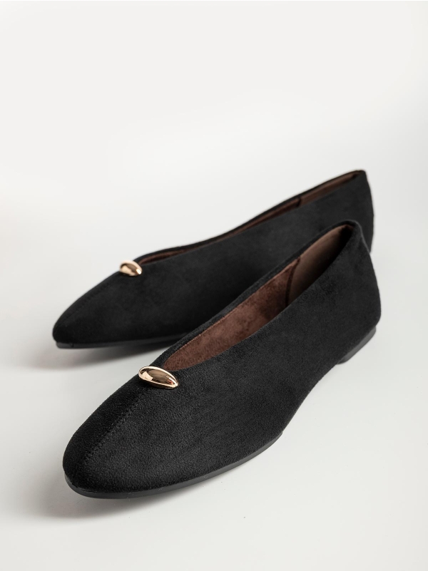 Product Image Μπαλαρίνες suede με οβάλ άνοιγμα & μεταλλικό διακοσμητικό